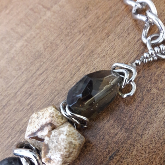 Pam Hiram Earthy/Anthropology Necklace - Picture 3 of 10